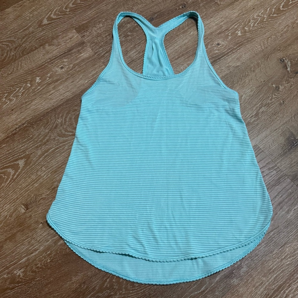 Lululemon 105 F Singlet *Silver - Picture 6 of 9
